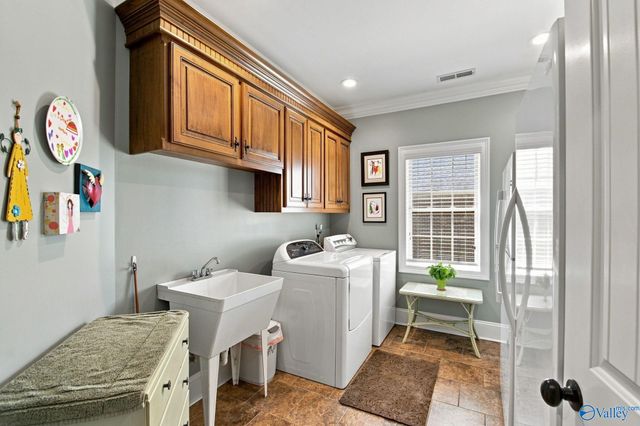 12760 Brookhaven Circle, Athens, AL 35613