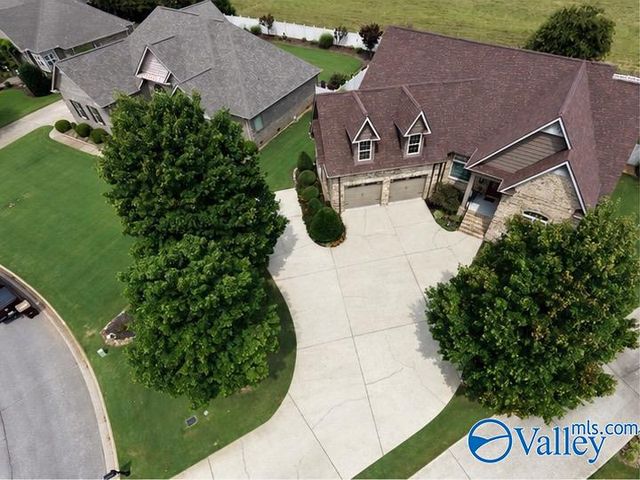 12760 Brookhaven Circle, Athens, AL 35613