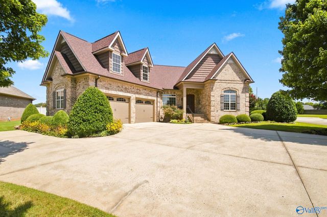 12760 Brookhaven Circle, Athens, AL 35613
