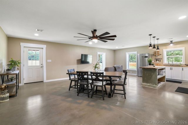 7056 Leavenworth, Durant, OK 73449