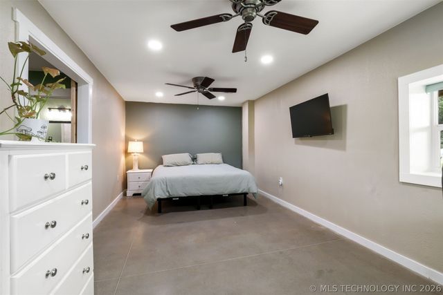 7056 Leavenworth, Durant, OK 73449