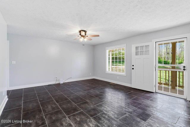 440 Harley Thompson Rd, Shelbyville, KY 40065