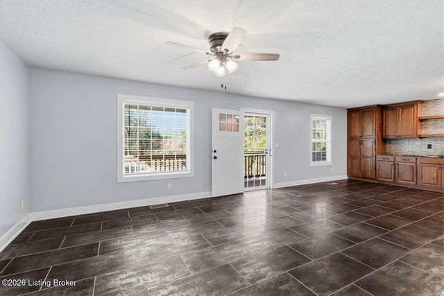 440 Harley Thompson Rd, Shelbyville, KY 40065