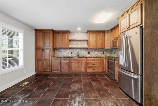 440 Harley Thompson Rd, Shelbyville, KY 40065
