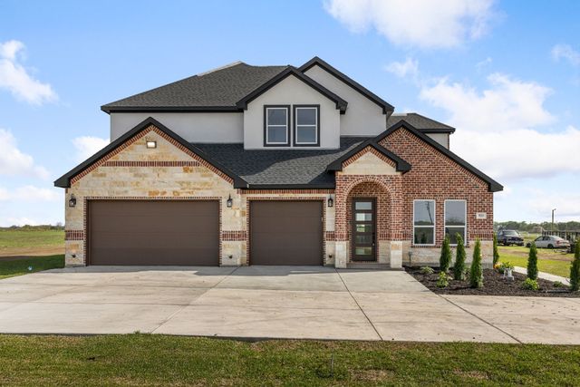 8024 Harvest Drive, Grandview, TX 76050