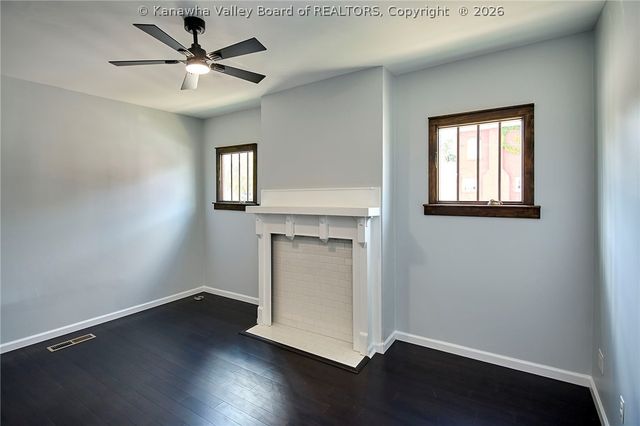 1576 Washington Street E, Charleston, WV 25311