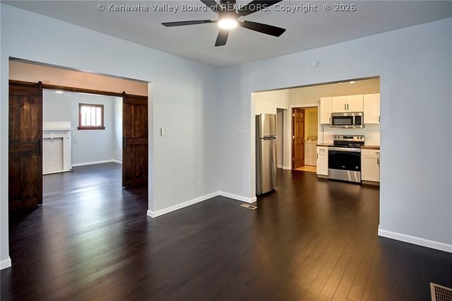 1576 Washington Street E, Charleston, WV 25311
