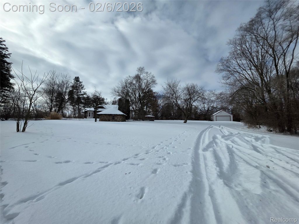 47420 W Ann Arbor Trail, Plymouth Charter Township, MI 48170