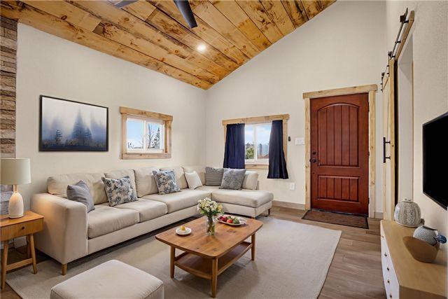 1247 Davis Ave, Canton Twp, PA 15301