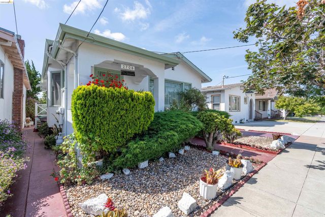 2706 67Th Ave, Oakland, CA 94605