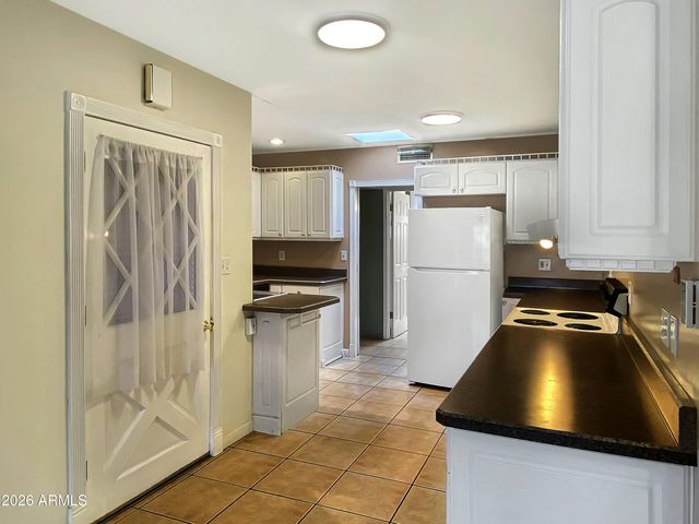 215 Mountain Shadows Drive, Sedona, AZ 86336