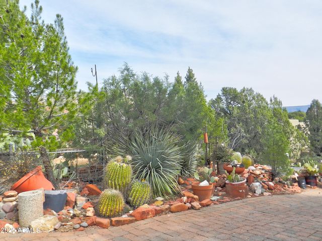 215 Mountain Shadows Drive, Sedona, AZ 86336
