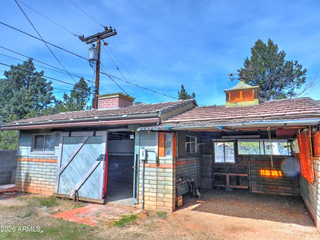 215 Mountain Shadows Drive, Sedona, AZ 86336