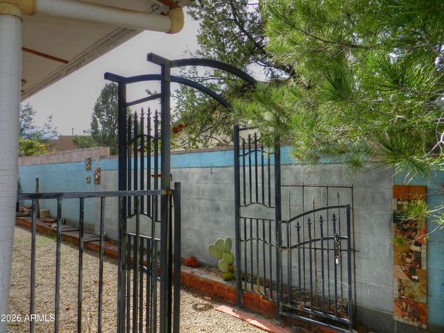 215 Mountain Shadows Drive, Sedona, AZ 86336