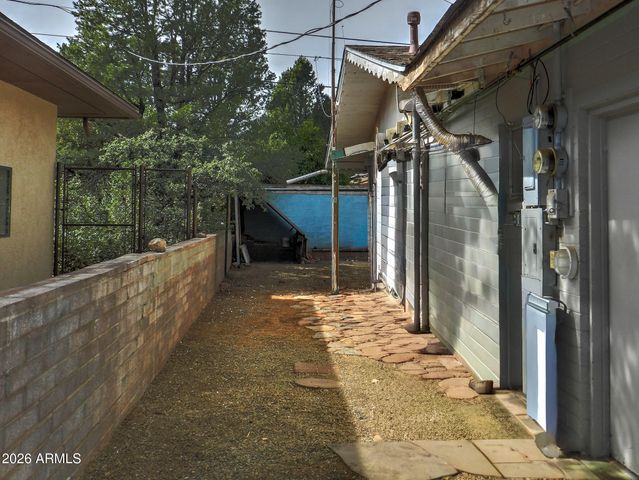 215 Mountain Shadows Drive, Sedona, AZ 86336