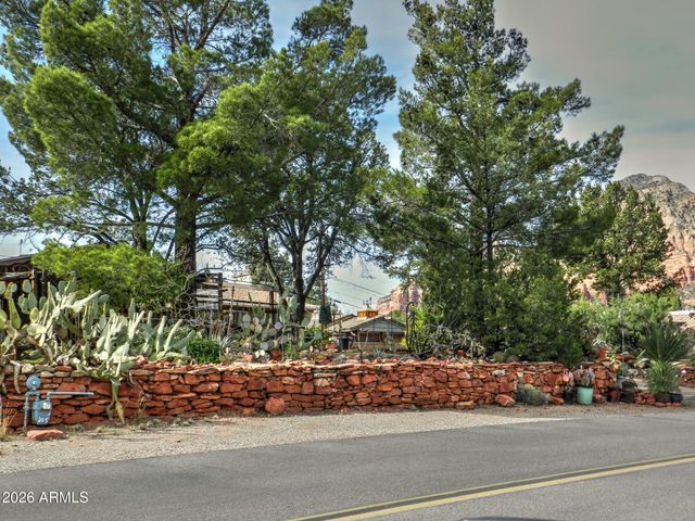 215 Mountain Shadows Drive, Sedona, AZ 86336
