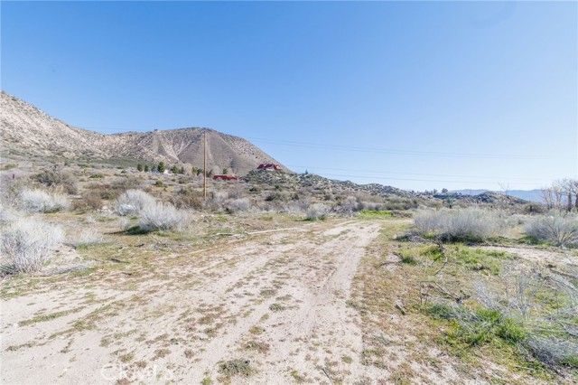 5668 Eaglestone, Phelan, CA 92371