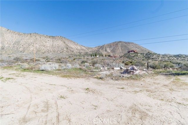 5668 Eaglestone, Phelan, CA 92371