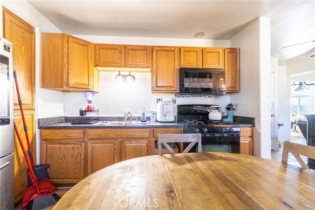 5668 Eaglestone, Phelan, CA 92371