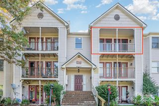 6165 Meadow Rose Lane, Charlotte, NC 28215