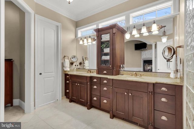 13615 FOX STREAM WAY, West Friendship, MD 21794