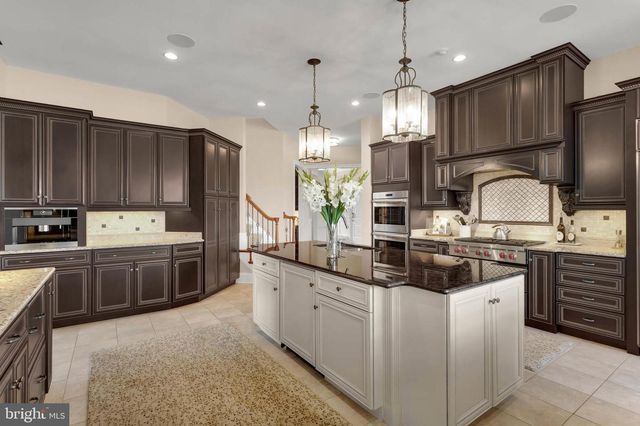 13615 FOX STREAM WAY, West Friendship, MD 21794