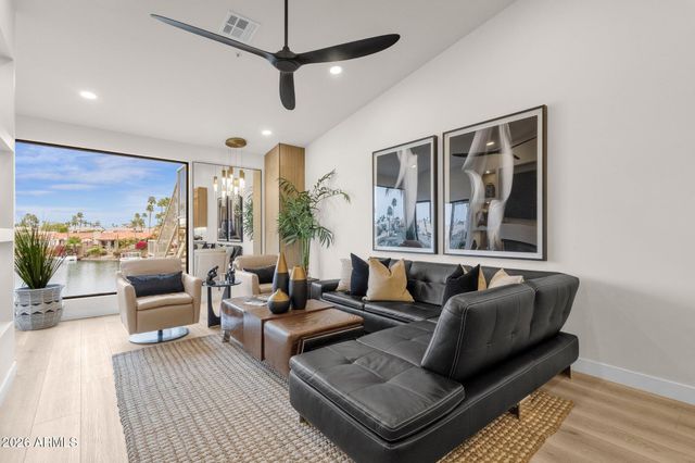 10080 E MOUNTAINVIEW LAKE Drive 244, Scottsdale, AZ 85258
