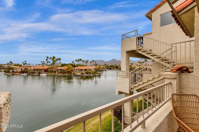 10080 E MOUNTAINVIEW LAKE Drive 244, Scottsdale, AZ 85258