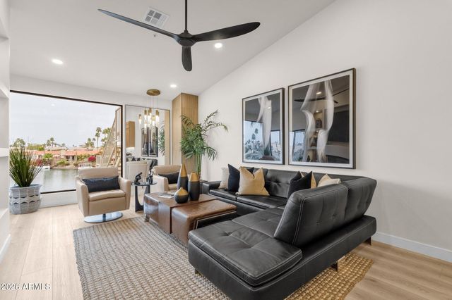 10080 E MOUNTAINVIEW LAKE Drive 244, Scottsdale, AZ 85258