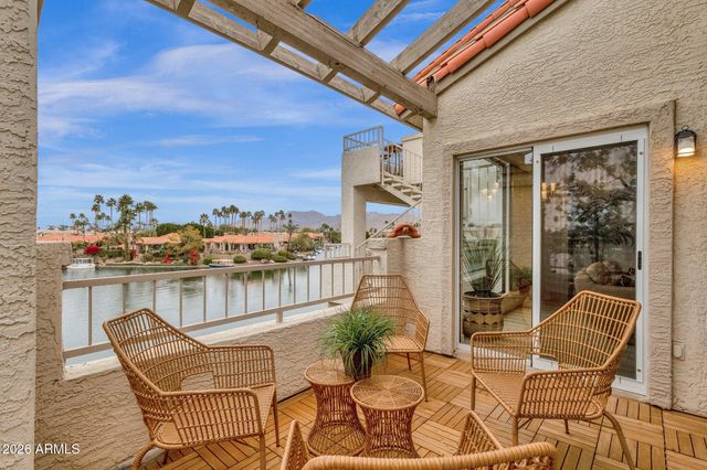10080 E MOUNTAINVIEW LAKE Drive 244, Scottsdale, AZ 85258