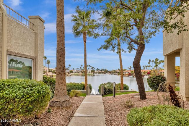 10080 E MOUNTAINVIEW LAKE Drive 244, Scottsdale, AZ 85258