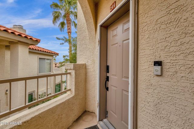 10080 E MOUNTAINVIEW LAKE Drive 244, Scottsdale, AZ 85258