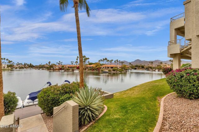 10080 E MOUNTAINVIEW LAKE Drive 244, Scottsdale, AZ 85258