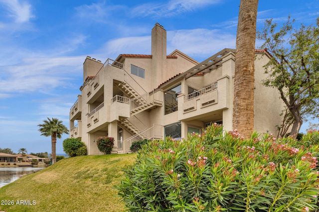 10080 E MOUNTAINVIEW LAKE Drive 244, Scottsdale, AZ 85258