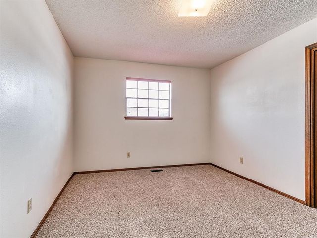 7101 Skylark Lane, Oklahoma City, OK 73162