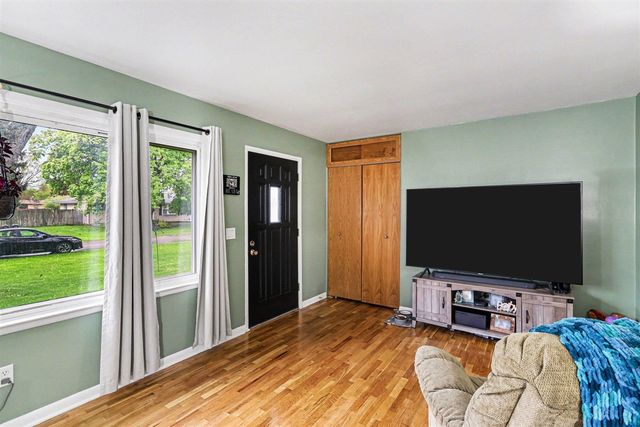 1433 Carter Street, Kalamazoo, MI 49048