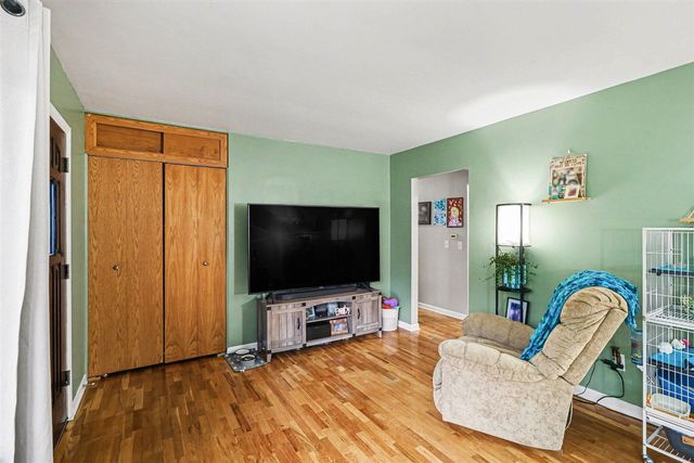 1433 Carter Street, Kalamazoo, MI 49048