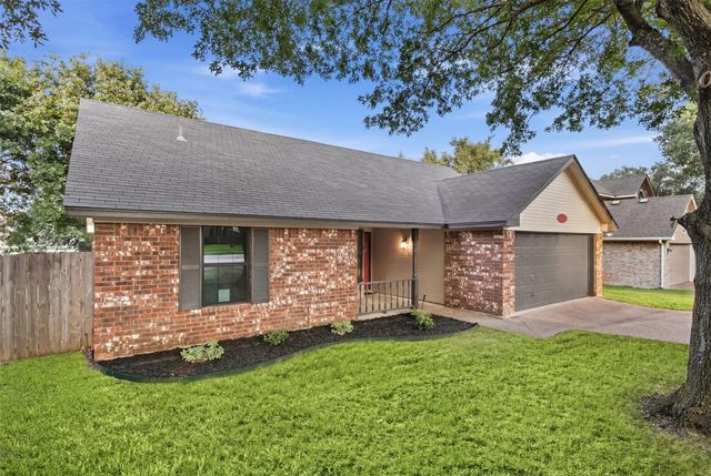 804 Virginia Boulevard, Midlothian, TX 76065