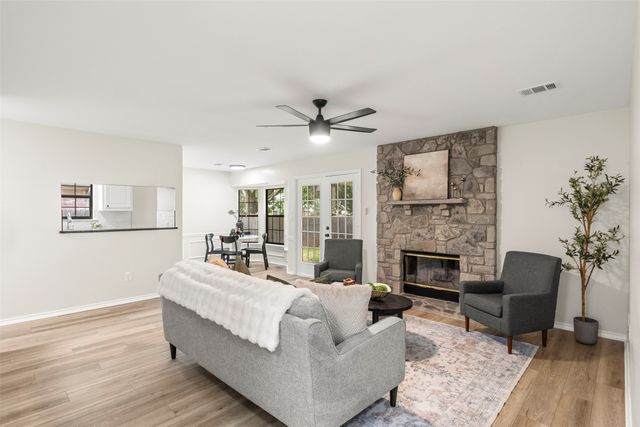 804 Virginia Boulevard, Midlothian, TX 76065