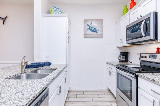 1813 S 11th St 502, Port Aransas, TX 78373