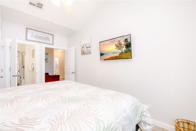 1813 S 11th St 502, Port Aransas, TX 78373