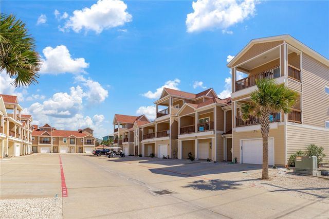 1813 S 11th St 502, Port Aransas, TX 78373