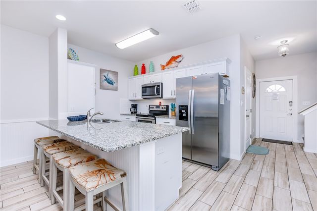 1813 S 11th St 502, Port Aransas, TX 78373