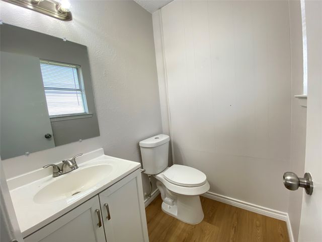 1217 Neptune Drive, Cedar Hill, TX 75104