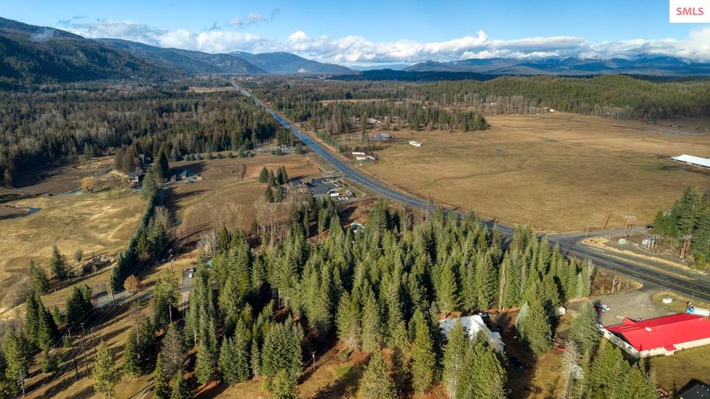 64 W Bronx, Ponderay, ID 83864