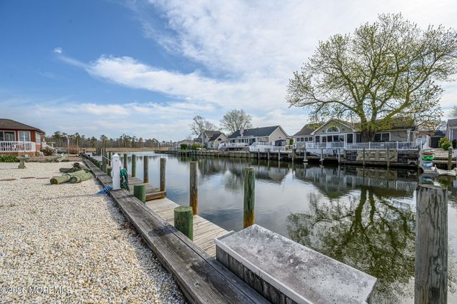 613 Winthrop Drive, Forked River, NJ 08731