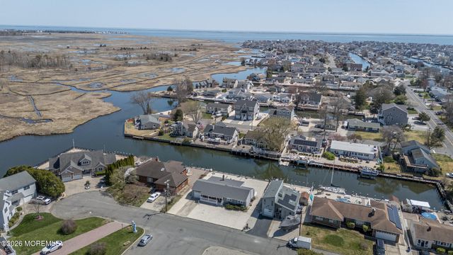 613 Winthrop Drive, Forked River, NJ 08731