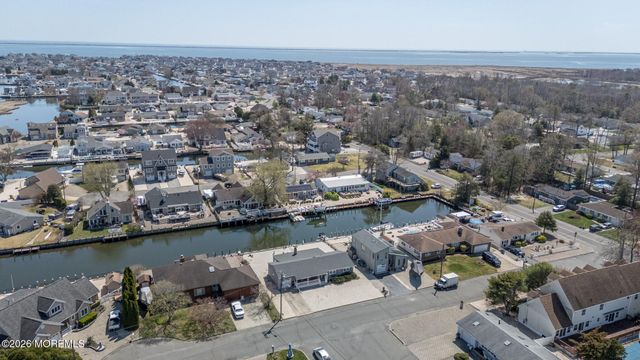 613 Winthrop Drive, Forked River, NJ 08731