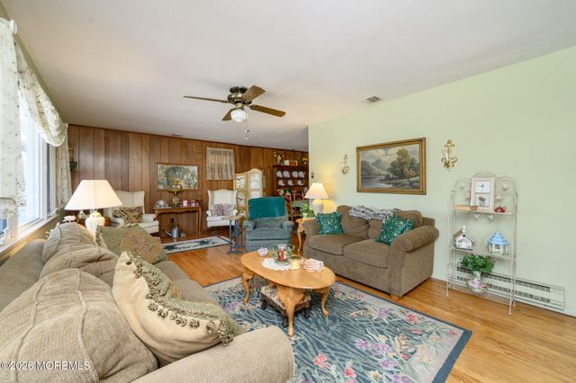 613 Winthrop Drive, Forked River, NJ 08731