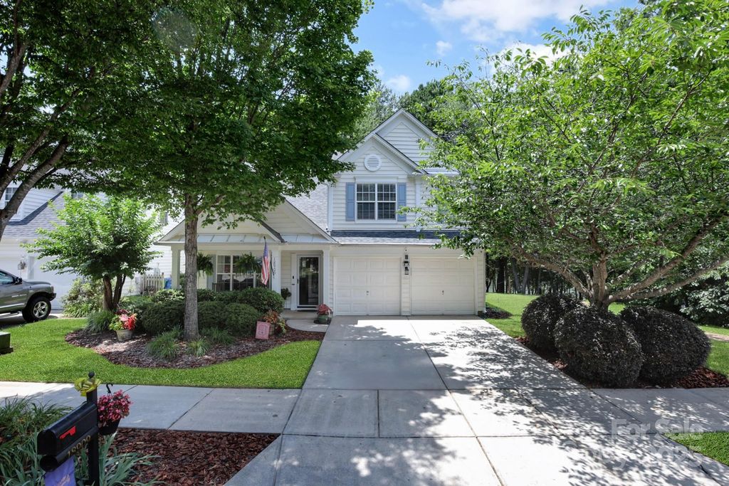 18909 Victoria Bay Drive, Cornelius, NC 28031
